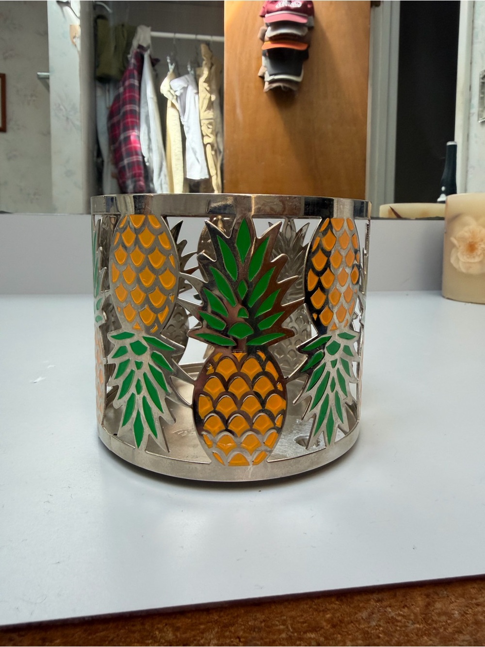 Bath and body works tropical pineapple 3 wick candle holder decorative sleeve - Picture 2 of 4
